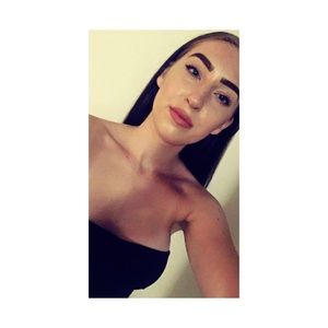 Meet your Posher, Alyssa